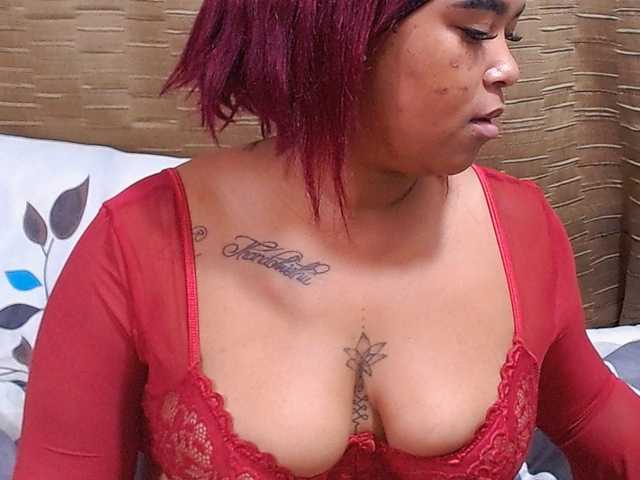 SativaXXX1 live cam on BongaCams