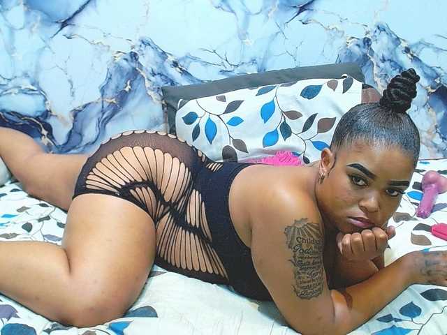 SativaXXX1 live webcam show