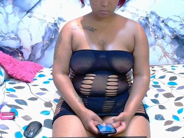 SativaXXX1 live webcam show