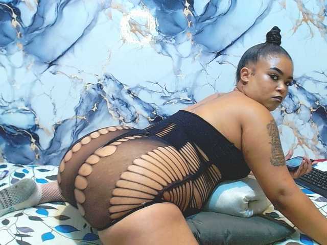 SativaXXX1 live cam on BongaCams