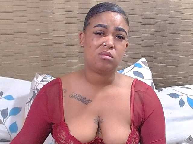 SativaXXX1 live cam