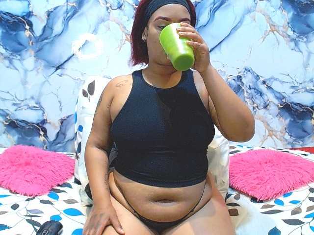 SativaXXX1 live cam on BongaCams