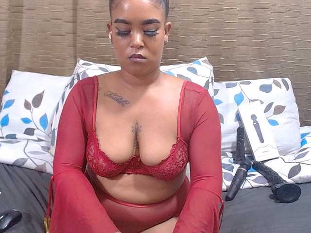 SativaXXX1 live cam on BongaCams