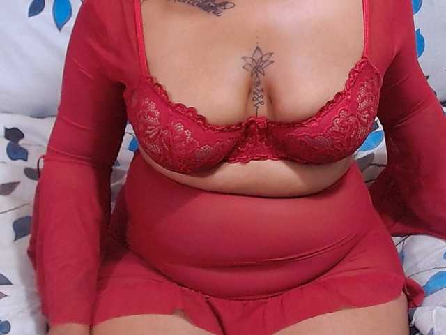 SativaXXX1 live cam on BongaCams