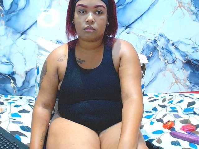 SativaXXX1 live cam on BongaCams