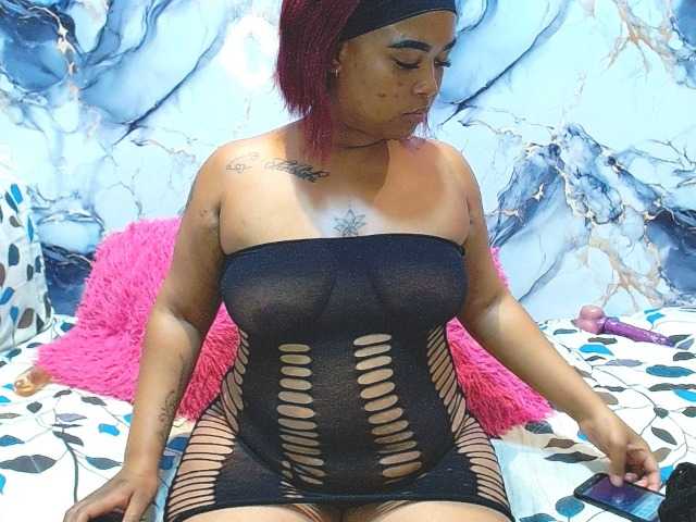 SativaXXX1 live cam on BongaCams