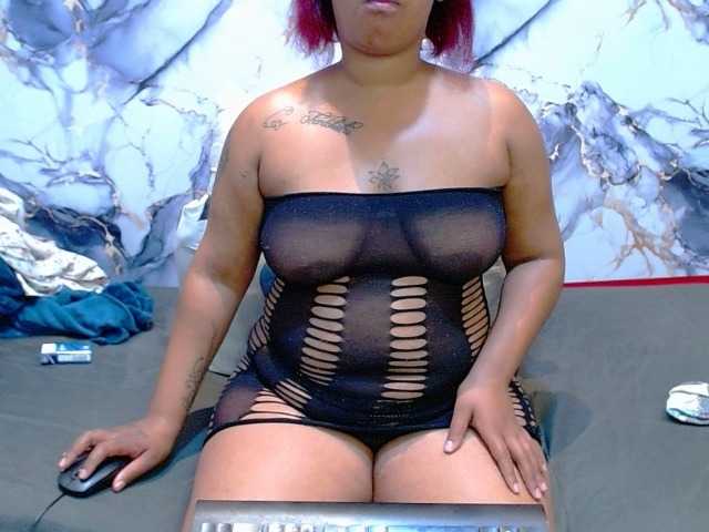 SativaXXX1 live webcam show