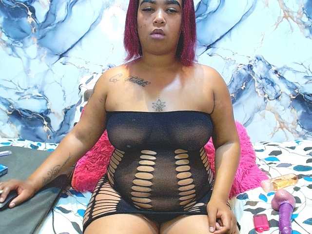 SativaXXX1 live cam on BongaCams