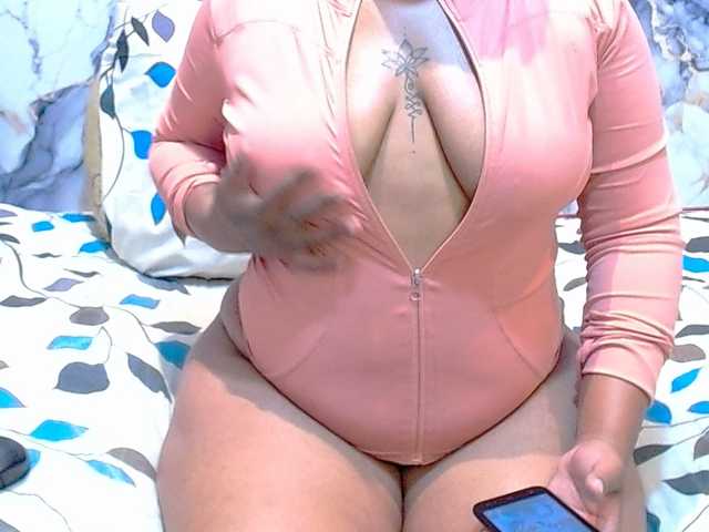 sativaxxx1 live show