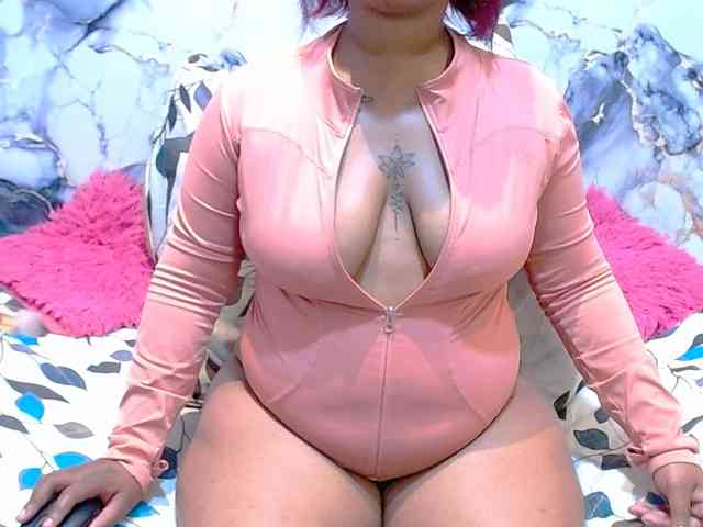 sativaxxx1's live room