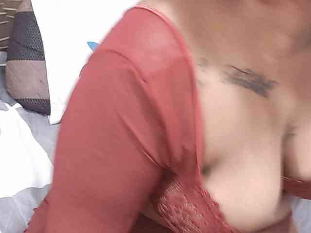SativaXXX1 webcam