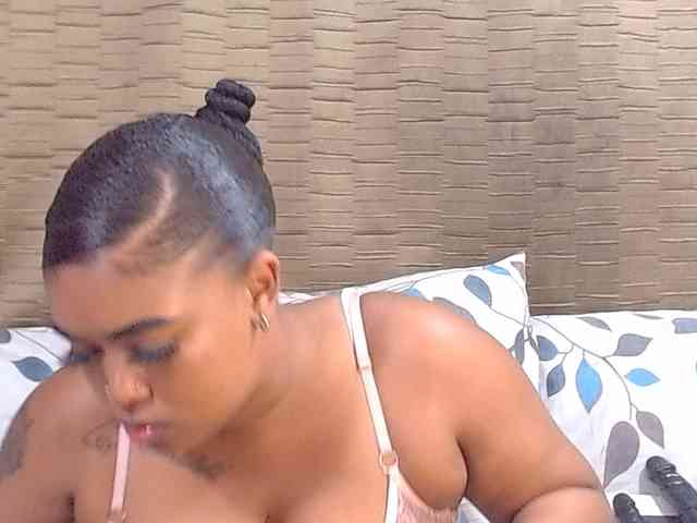 SativaXXX1 webcam