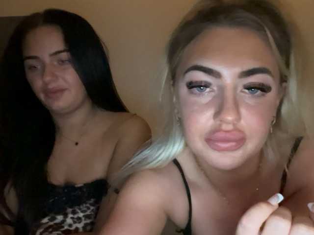 Blondexbrunette1