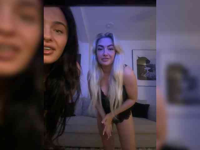 Blondexbrunette1