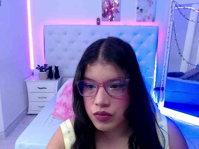 fantasycurvyhot1