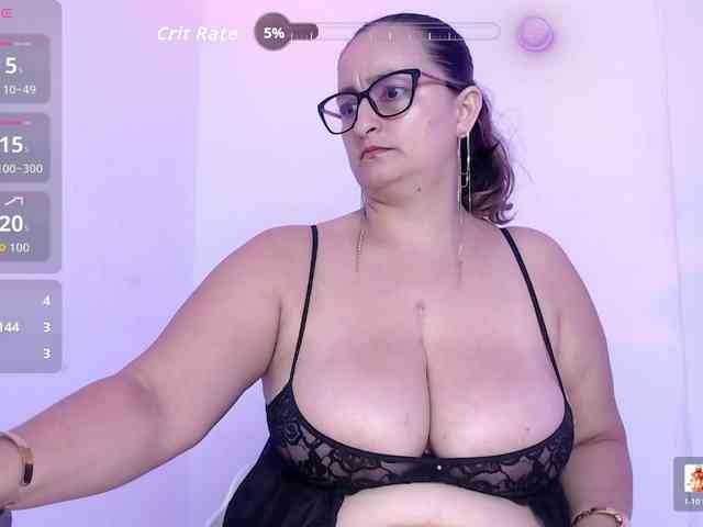 Модель: queendesiree