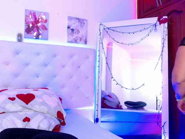 queendesiree webcam
