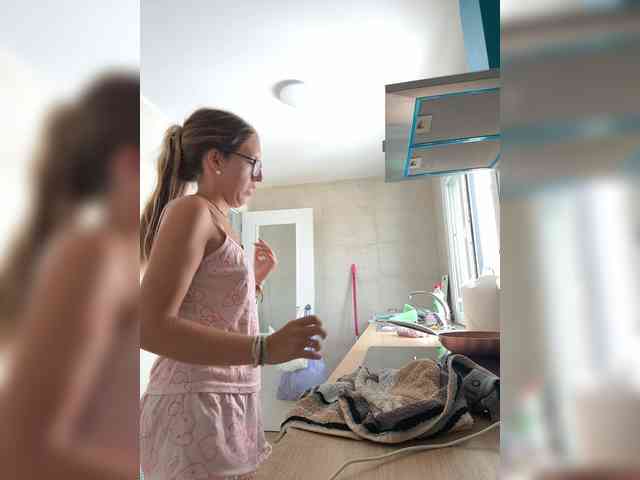 NayraFox webcam