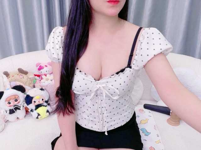 Lylybaby live cam on BongaCams