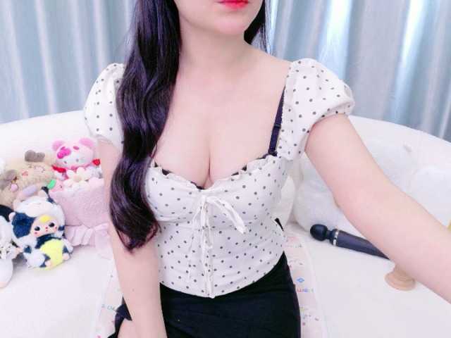 Lylybaby live cam on BongaCams