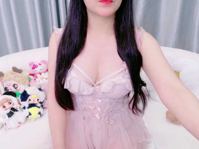 Lylybaby live cam on BongaCams