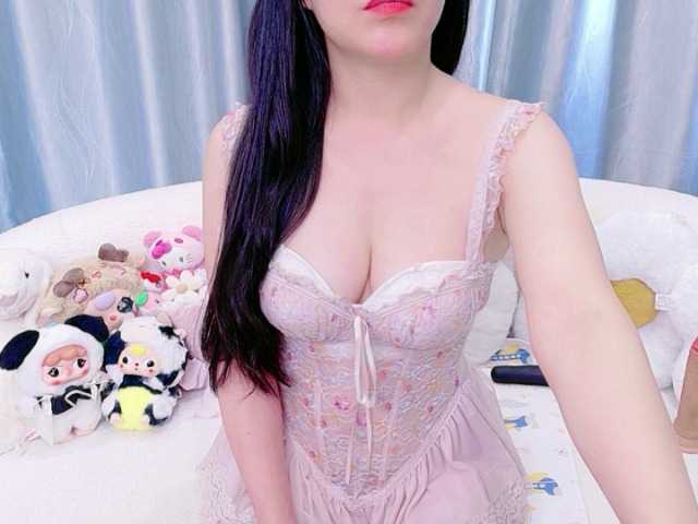 Lylybaby live cam on BongaCams