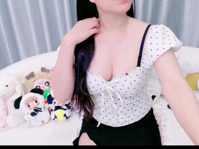 Lylybaby live cam on BongaCams