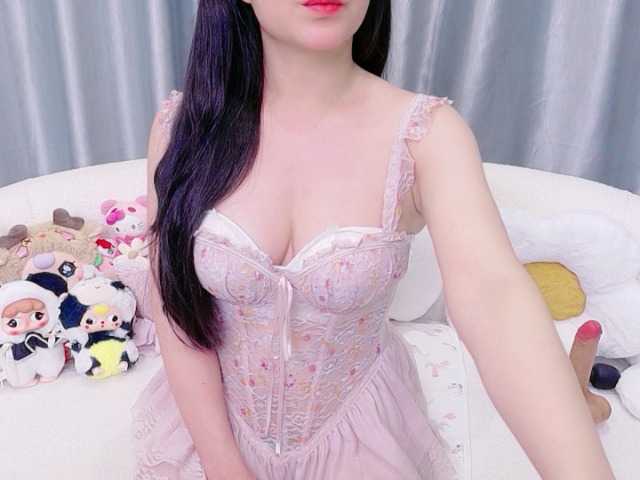 Lylybaby live cam on BongaCams