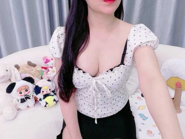Lylybaby live cam on BongaCams