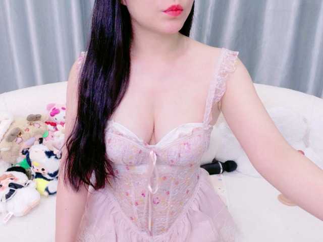 Lylybaby live cam on BongaCams