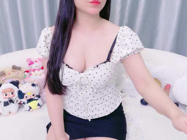 Lylybaby live cam on BongaCams