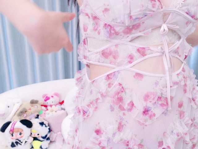 Lylybaby live cam on BongaCams