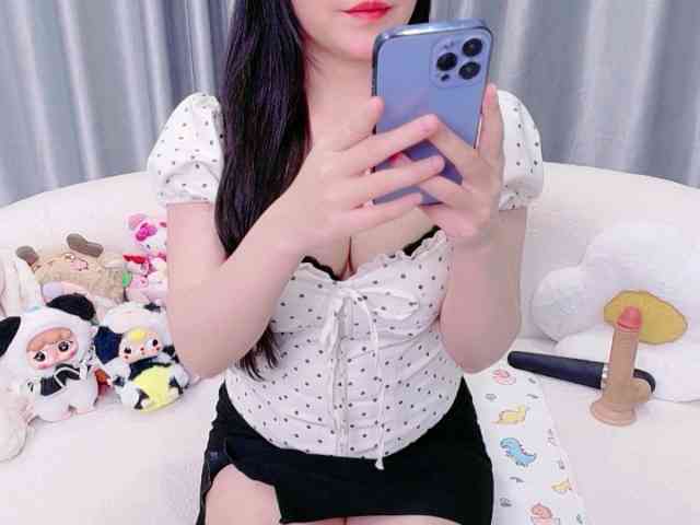 Model: Lylybaby