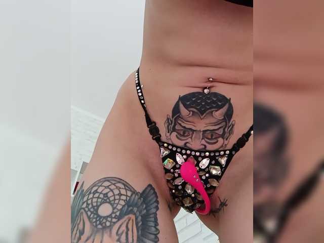 Nastya-Fox69 live cam on BongaCams