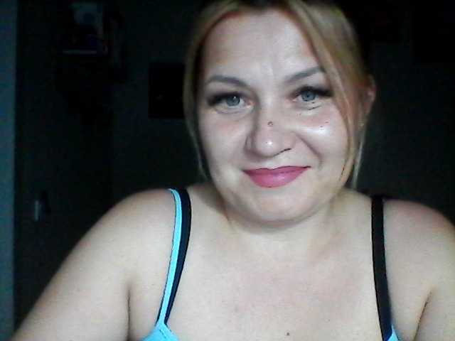 CosandraMix live cam on BongaCams