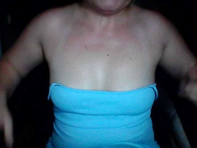 CosandraMix live cam on BongaCams