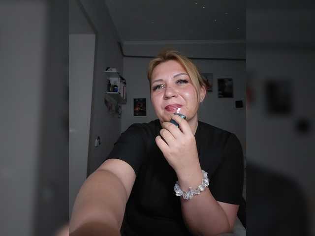 CosandraMix live webcam show