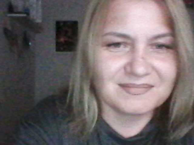 CosandraMix live cam on BongaCams