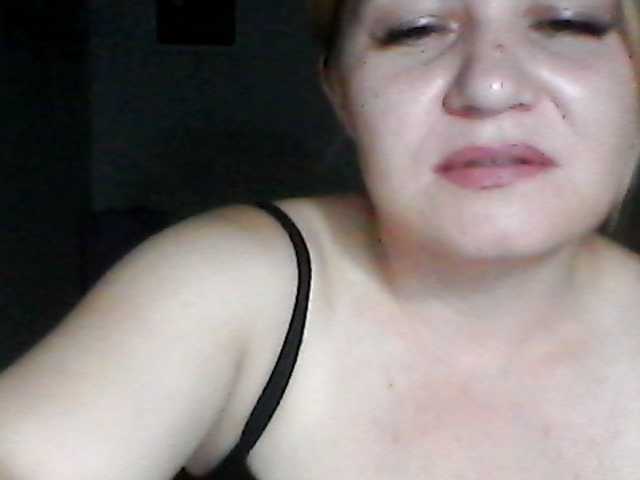 CosandraMix live cam on BongaCams