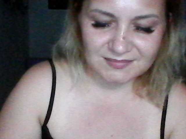 CosandraMix live webcam show