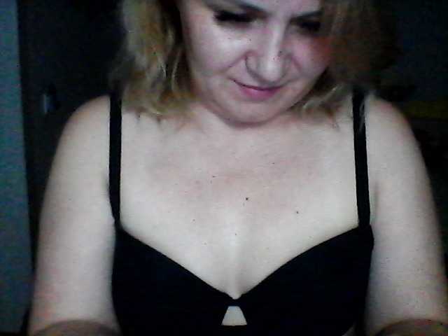 CosandraMix live cam on BongaCams