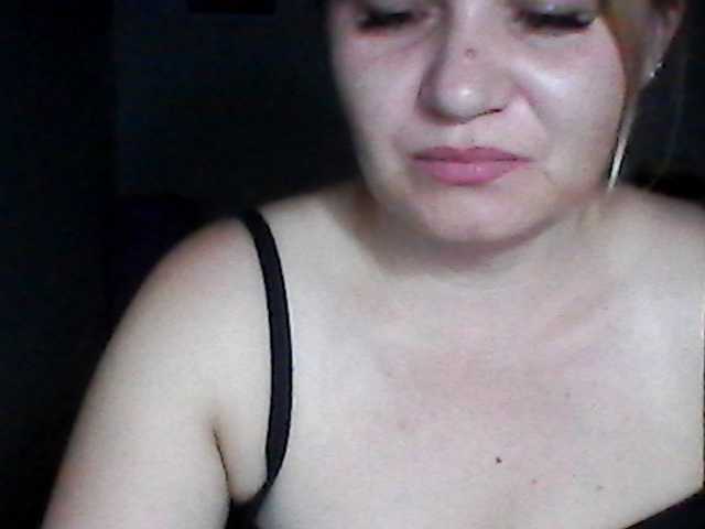 CosandraMix live cam on BongaCams