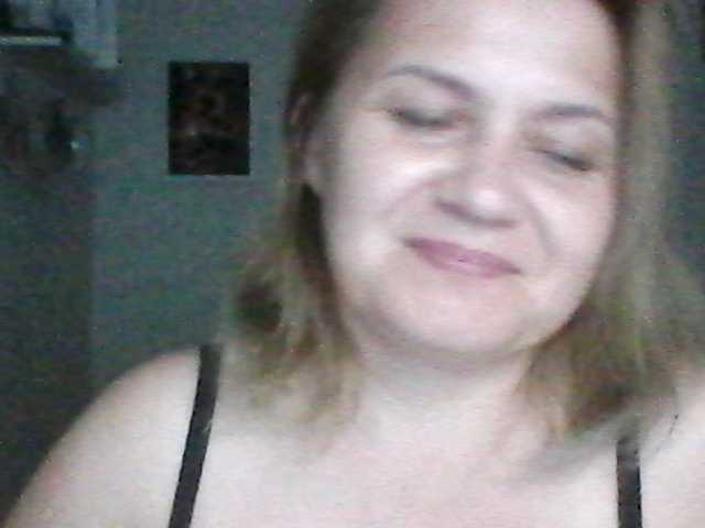 CosandraMix live cam on BongaCams