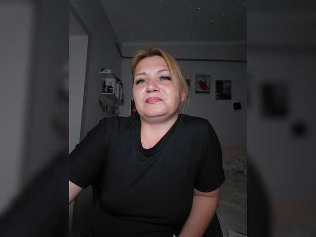 CosandraMix live webcam show