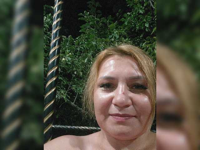 CosandraMix live cam on BongaCams