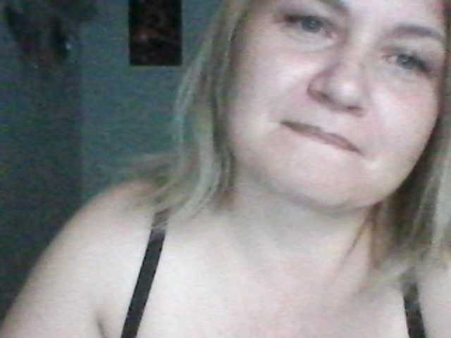 CosandraMix live cam on BongaCams