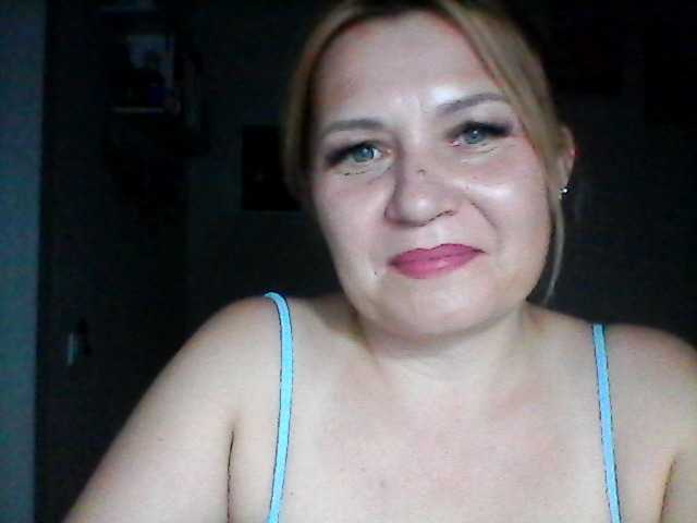 CosandraMix live cam on BongaCams