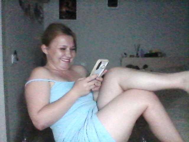 CosandraMix live cam on BongaCams