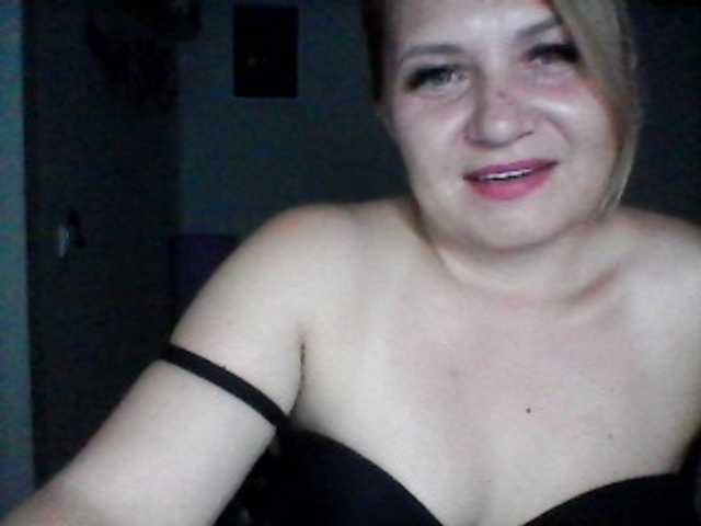 CosandraMix live webcam show