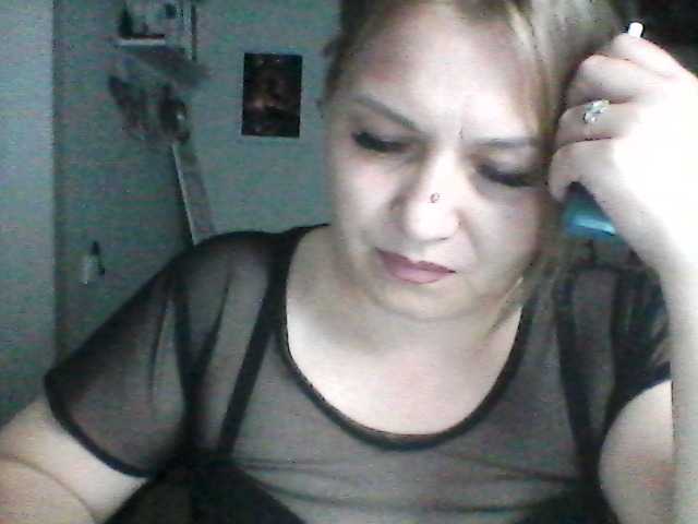 CosandraMix live cam on BongaCams